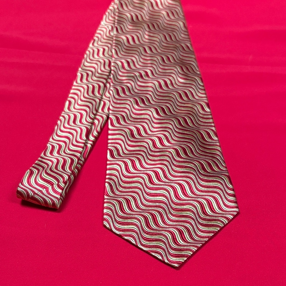 Neiman Marcus vintage silk tie!
